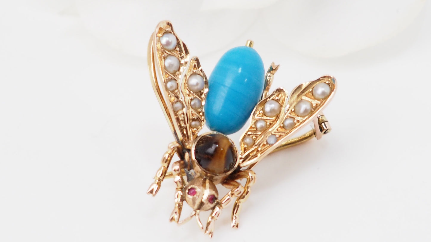 Broche mouche en or jaune turquoise, oeil de tigre et perles fines