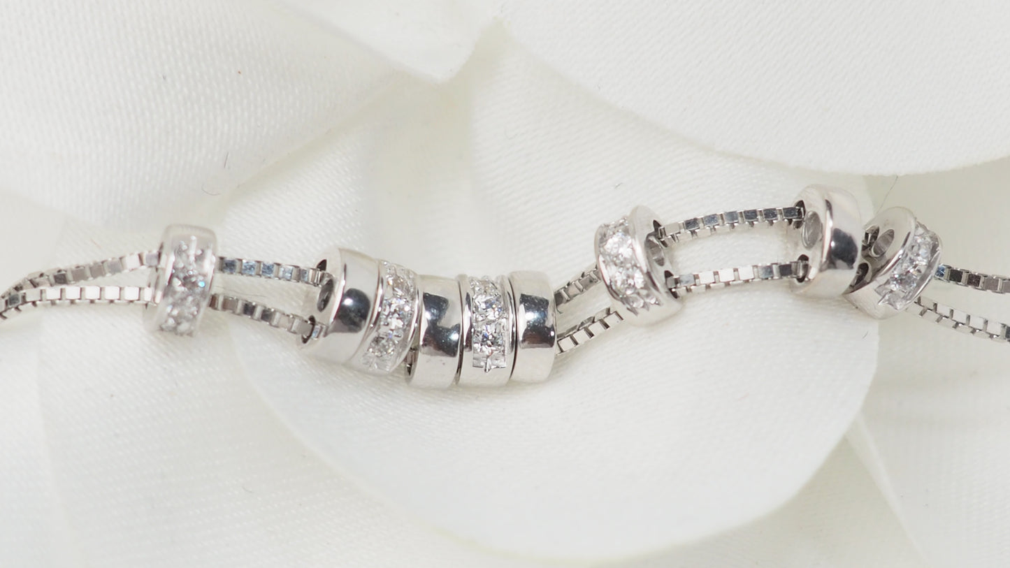 Collier en or blanc et diamants