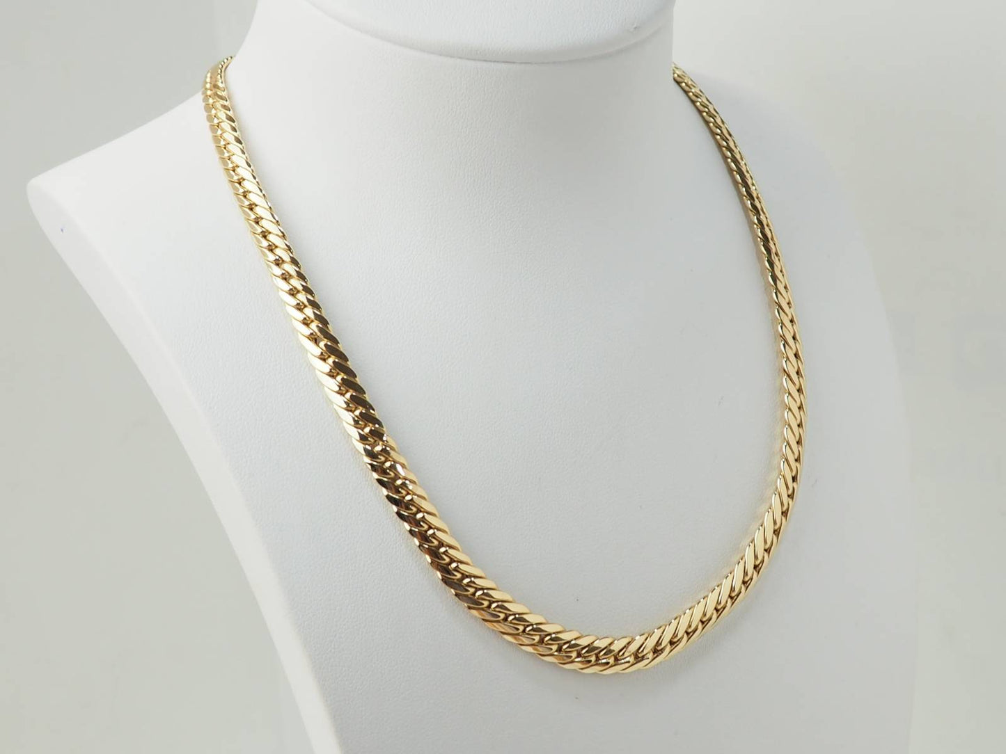 Collier maille anglaise en or jaune