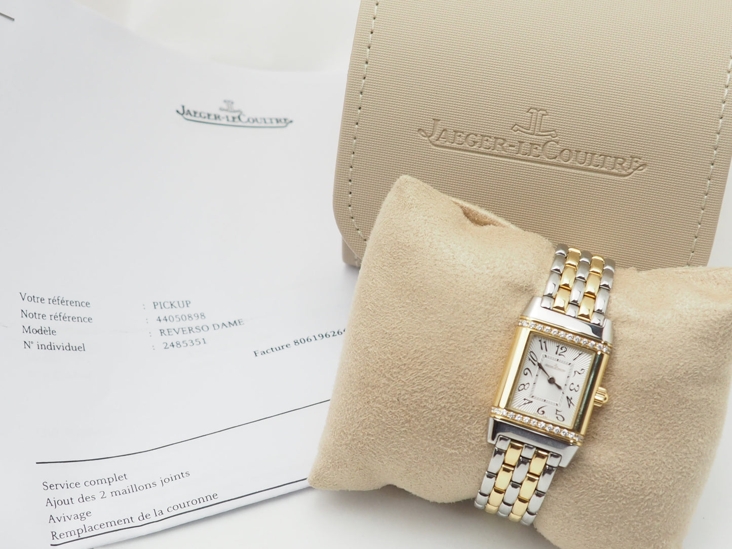 Montre Jaeger-LeCoultre Réverso en or jaune et acier