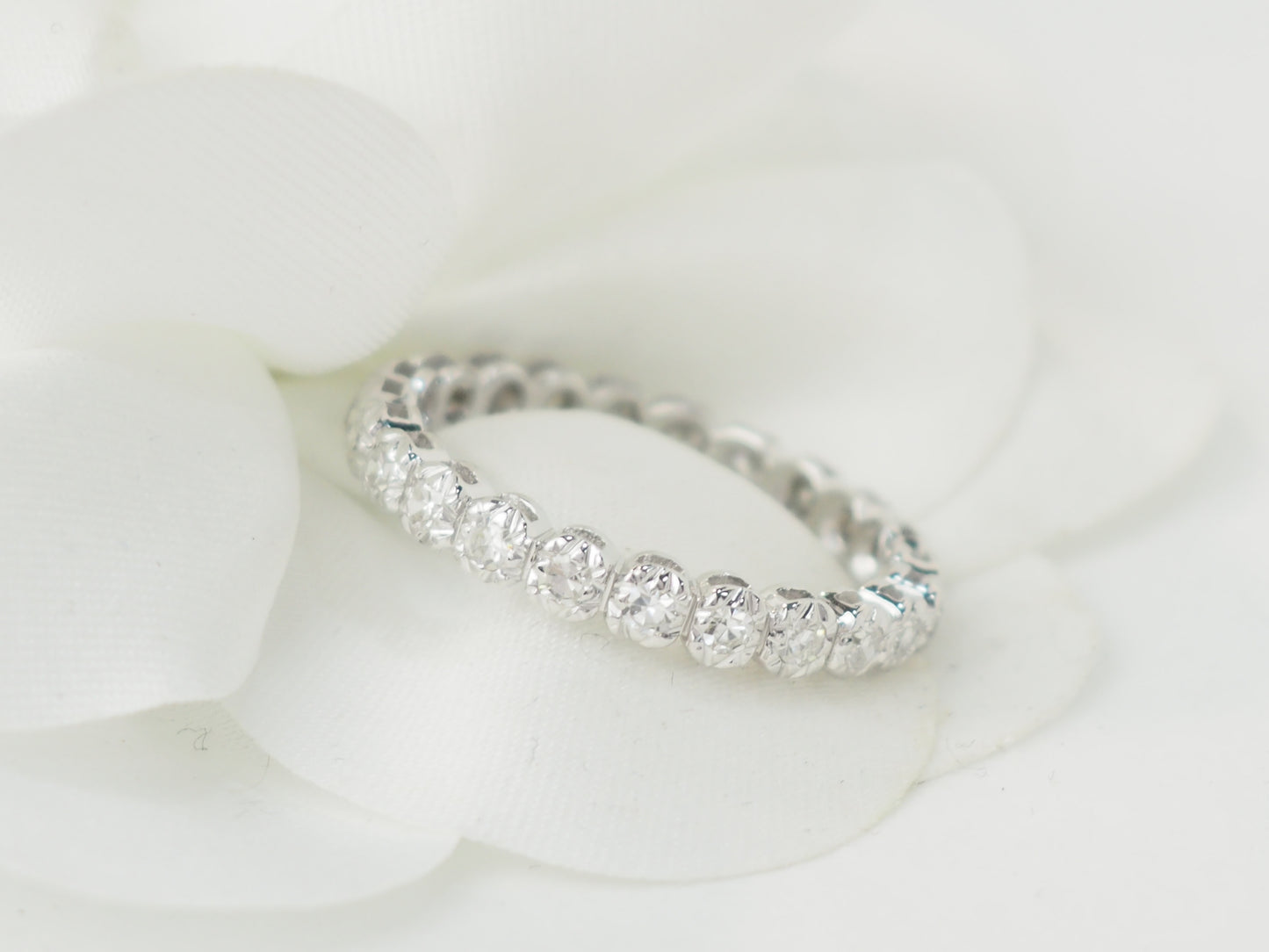 Alliance américaine en or blanc et diamants 0.58ct