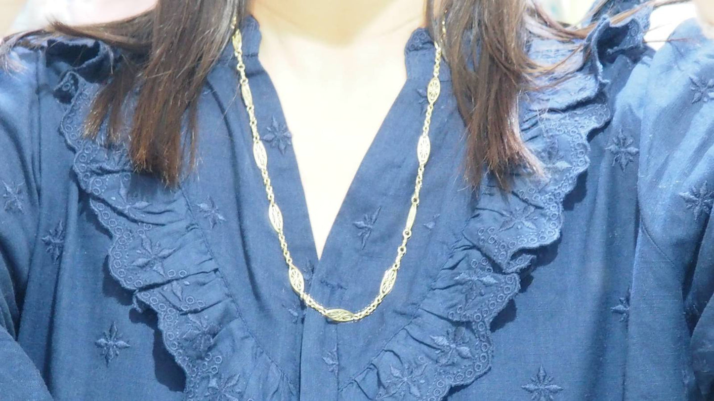 Collier ancien filigrane en or jaune