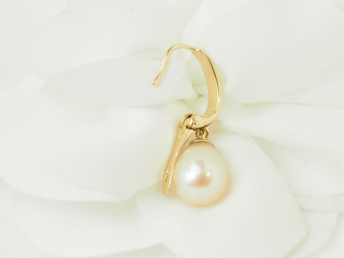 Boucles d’oreilles en Or Jaune et Perles de Culture