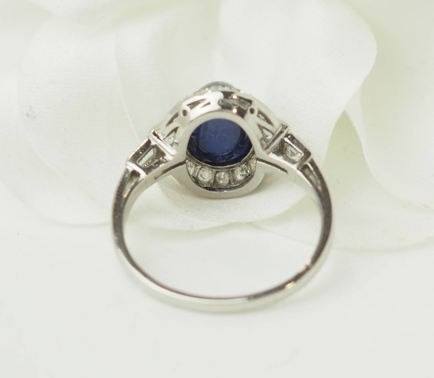 bague ancienne platine saphir