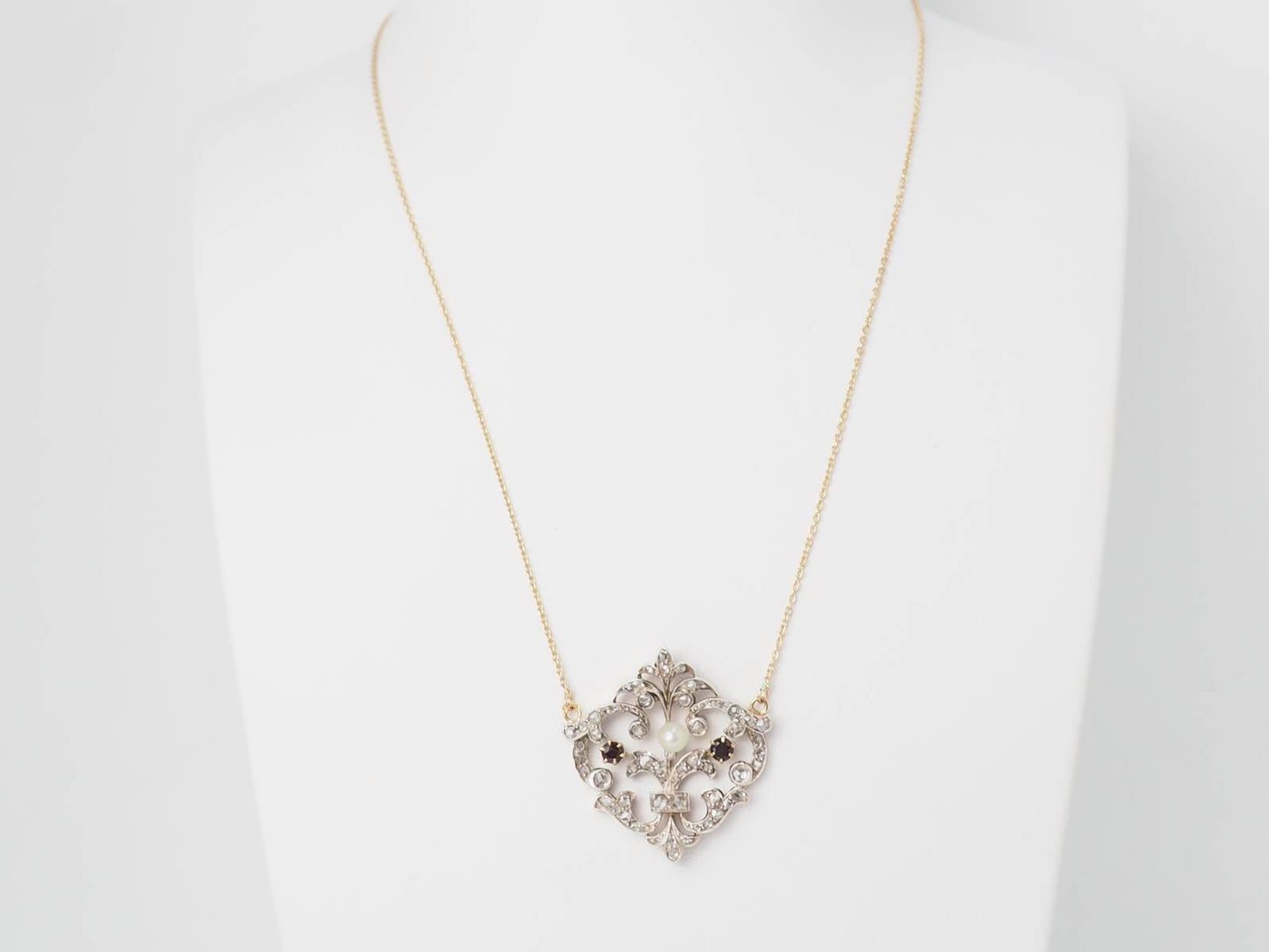 Collier ancien or jaune et argent sertis de diamants et grenats