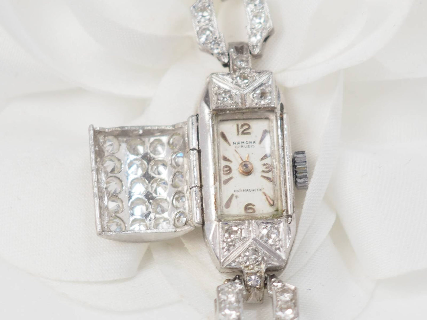 Montre Ramona en Platine et diamants