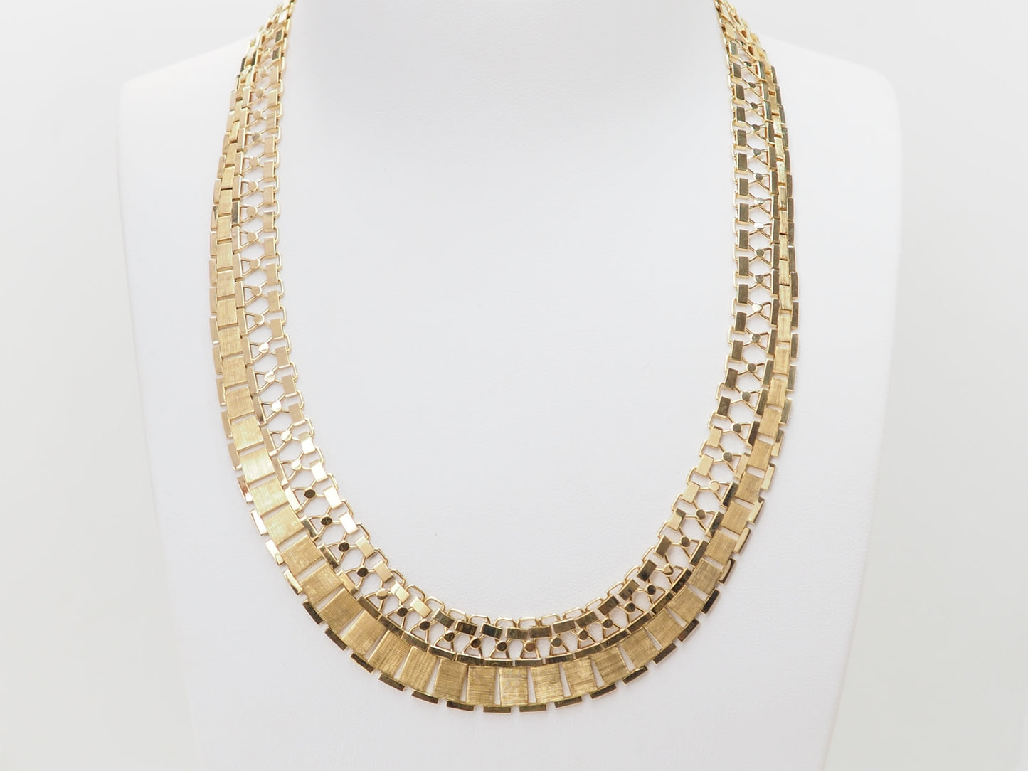 Collier ancien maille plate en or jaune