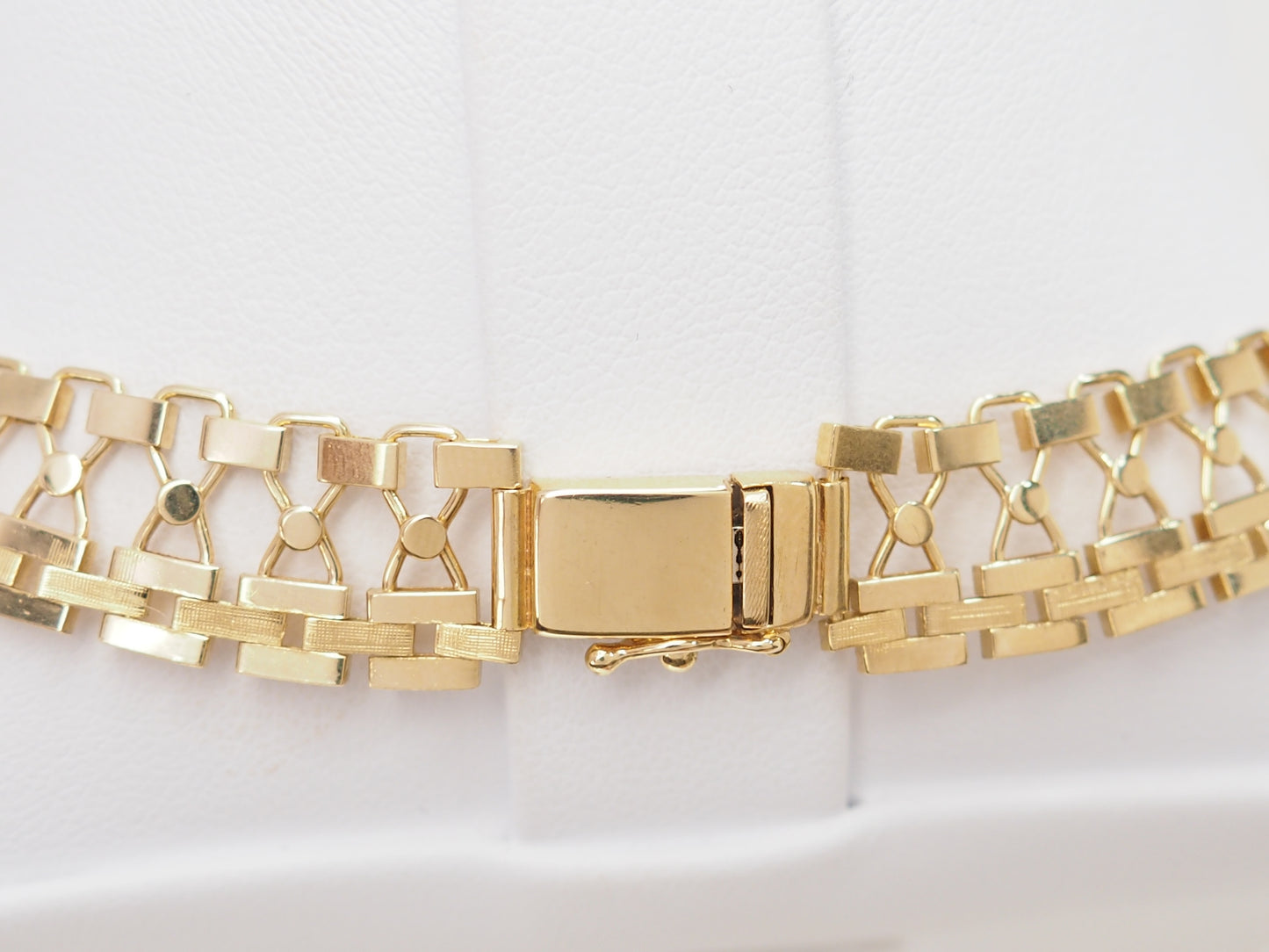 Collier ancien maille plate en or jaune