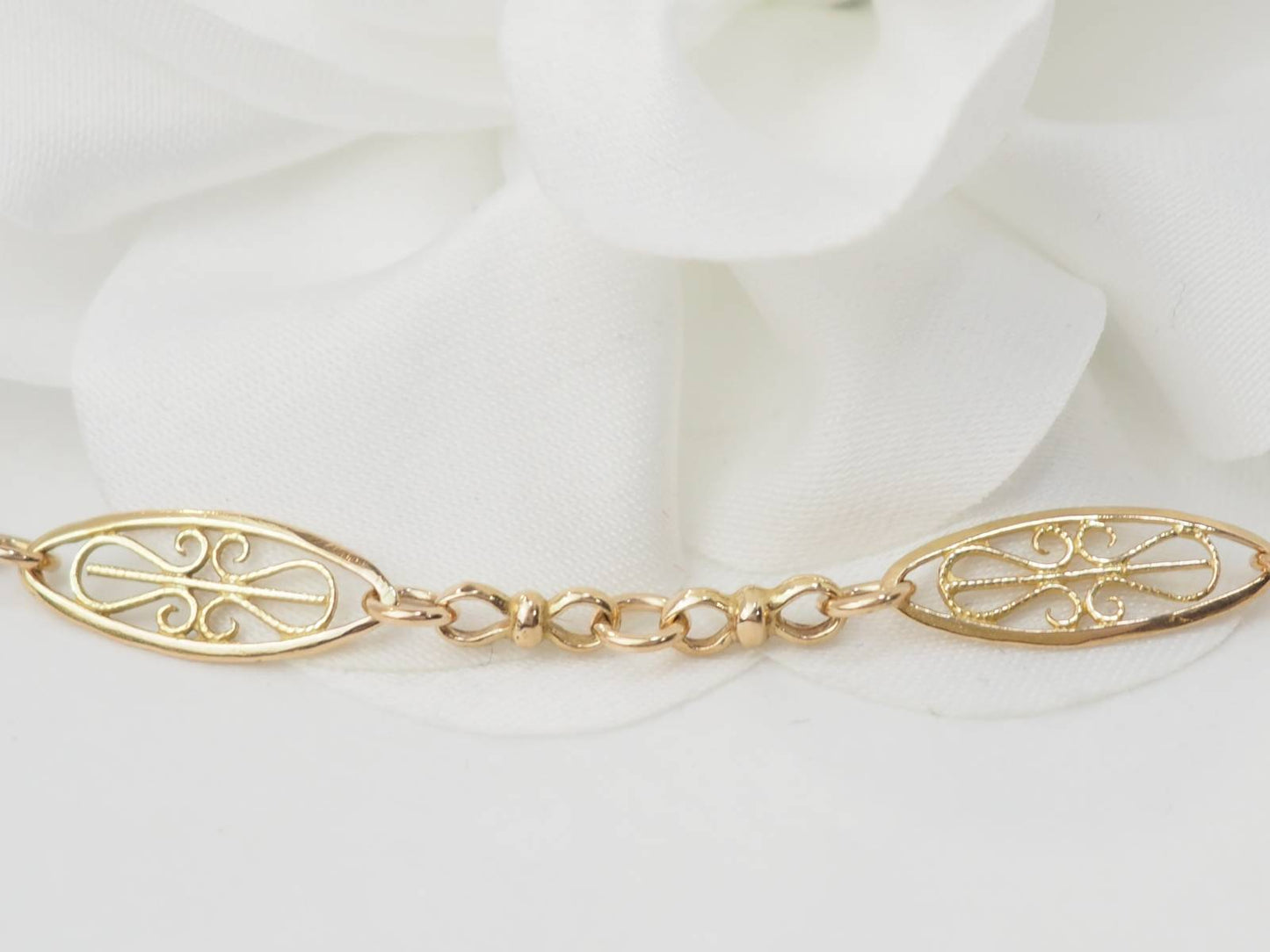 Bracelet ancien filigrane en or jaune