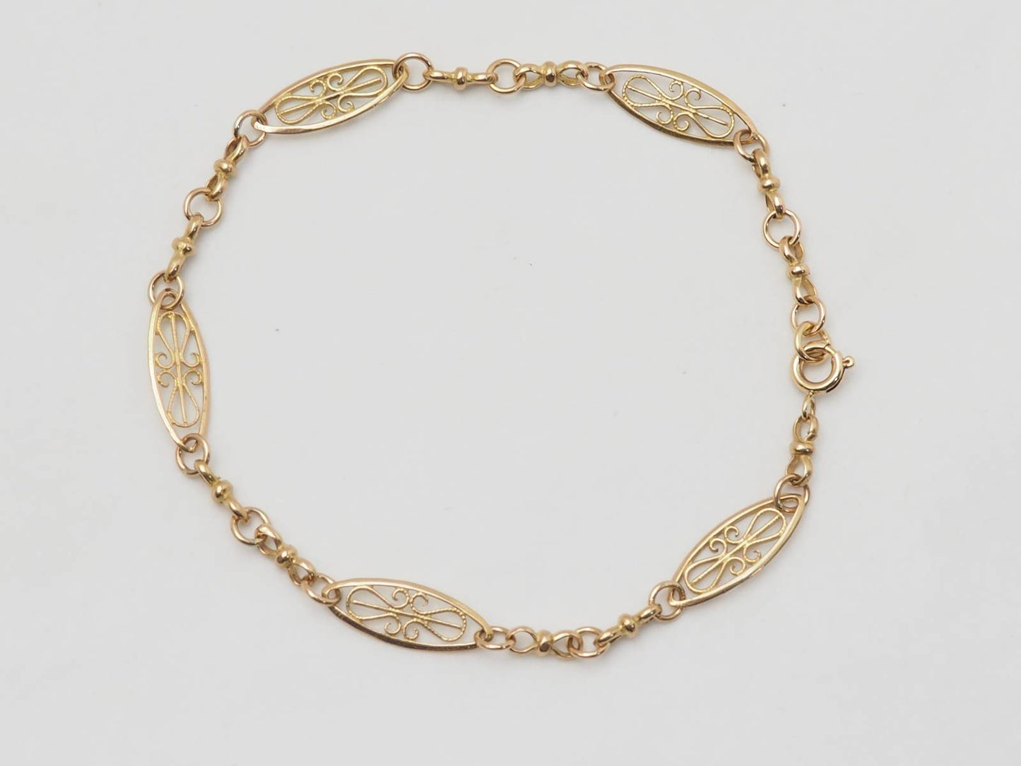 Bracelet ancien filigrane en or jaune