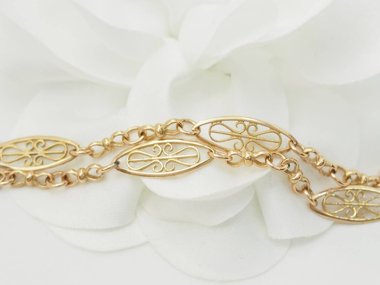 Bracelet ancien filigrane en or jaune