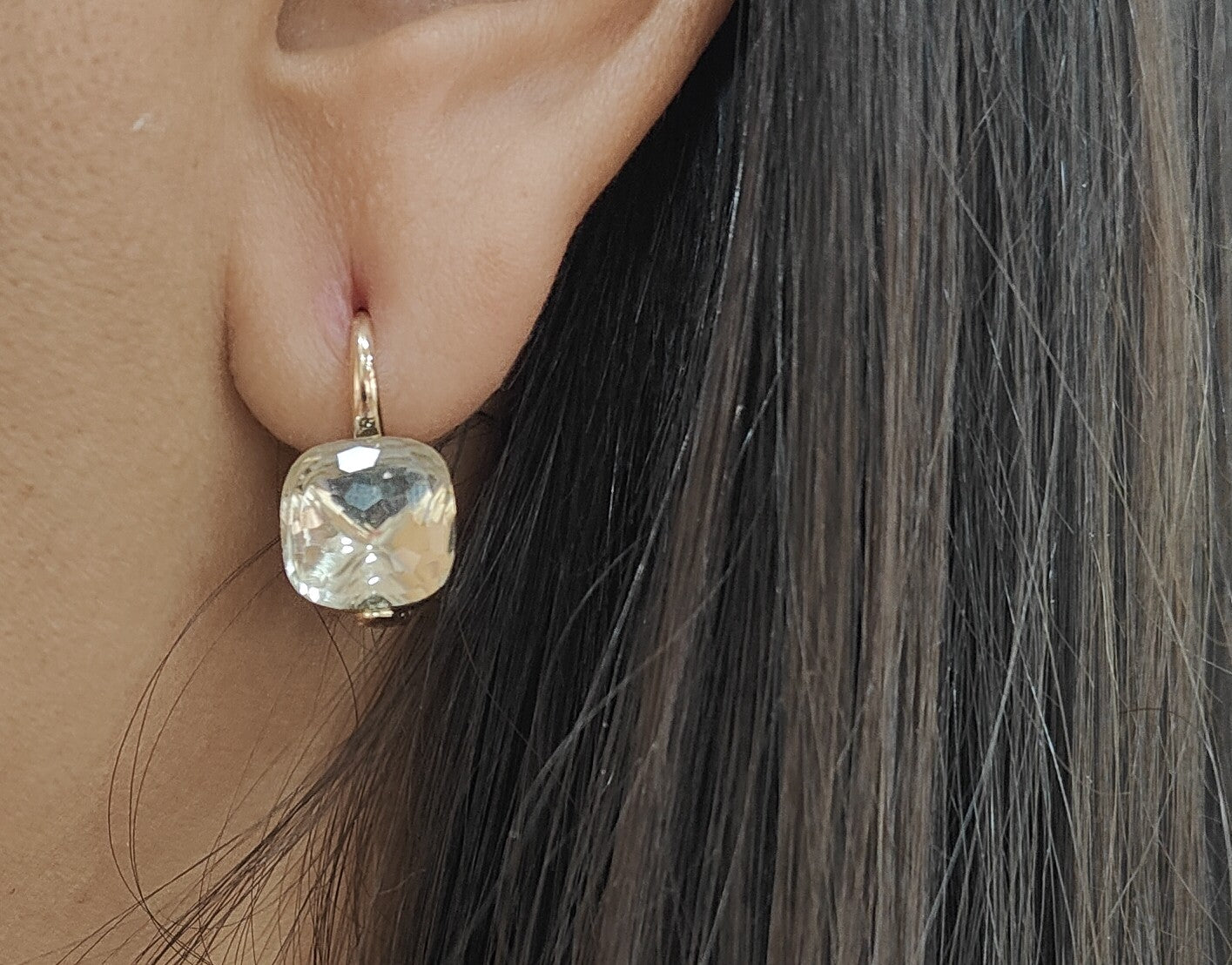 Boucles d'oreilles Pomellato en or rose et Topazes blanches