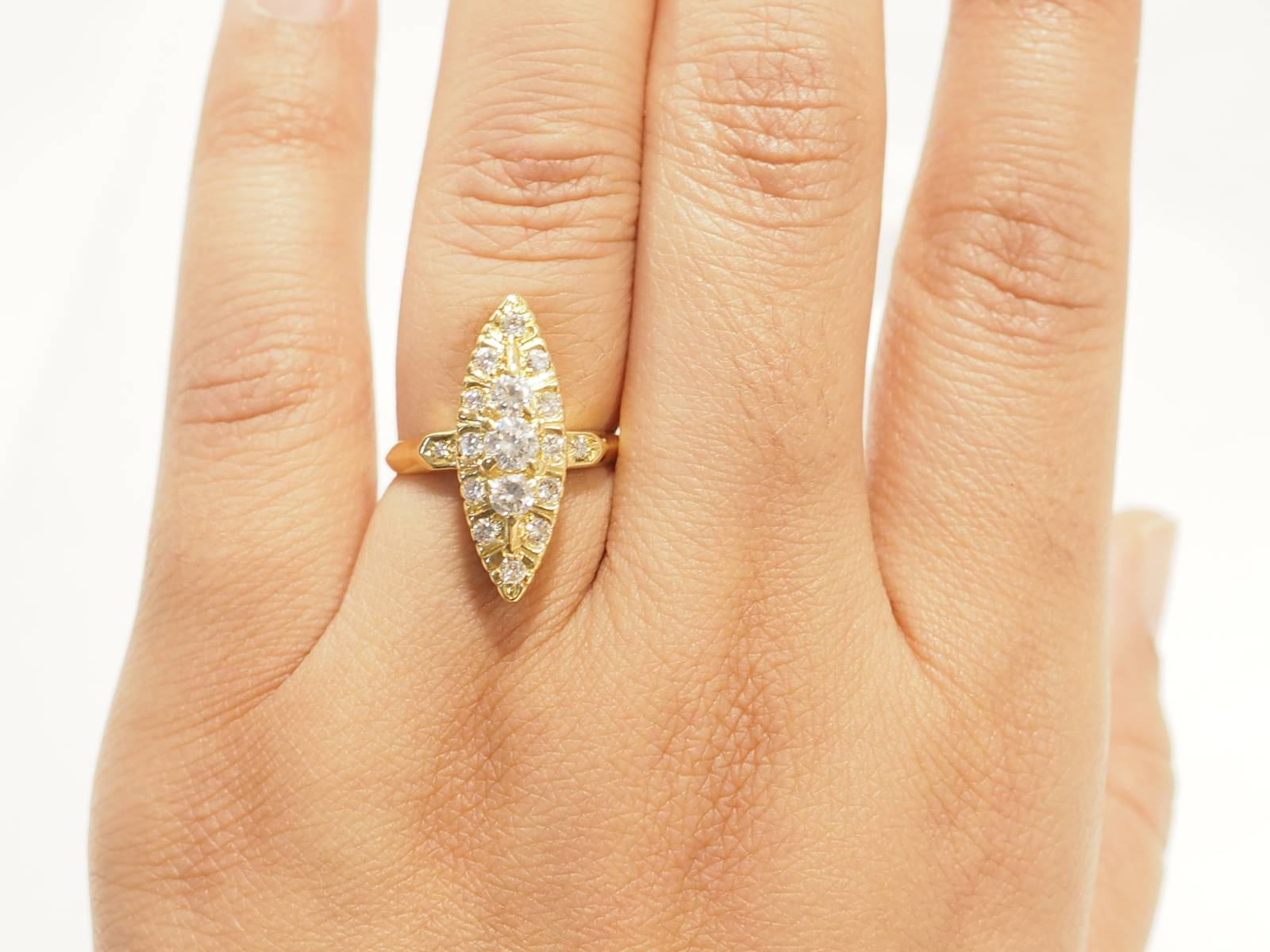 bague en or jaune et diamants