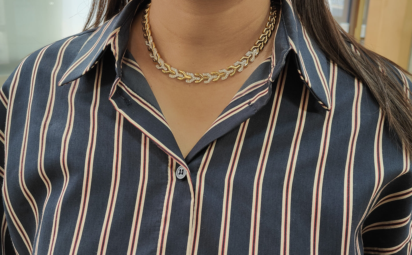 Collier maille chevron en or jaune et diamants