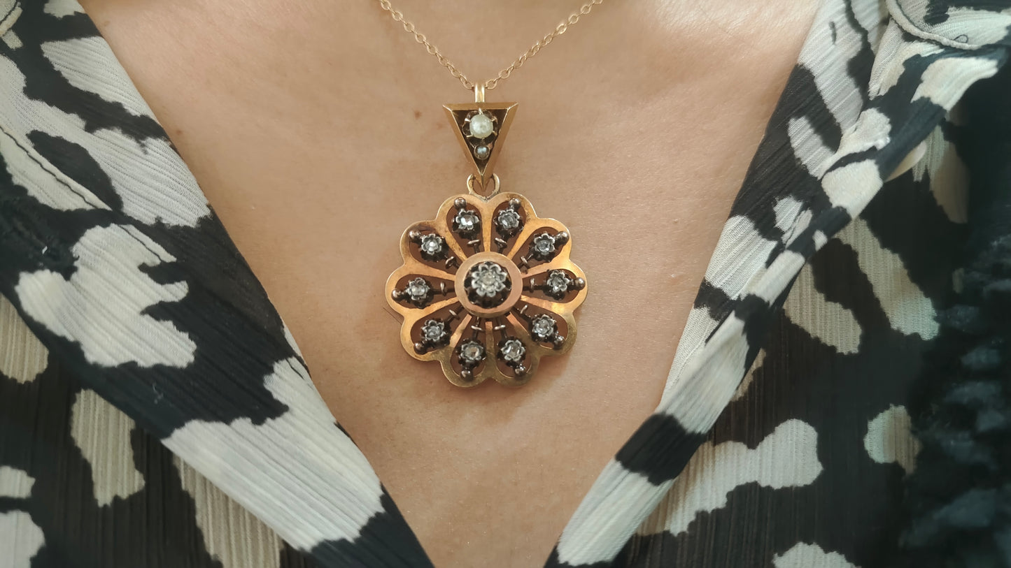 Pendentif Napoléon III en or rose et diamants