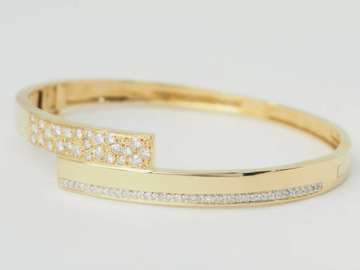 Bracelet Jonc plat ouvrant or jaune et diamants
