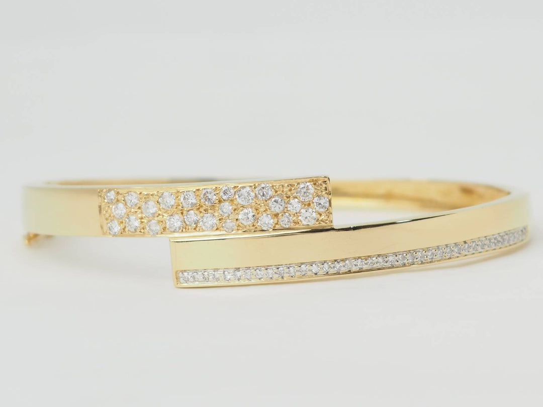 Bracelet Jonc plat ouvrant or jaune et diamants