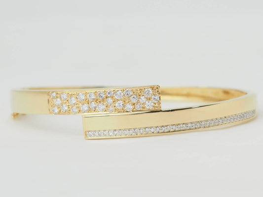 Bracelet Jonc plat ouvrant or jaune et diamants