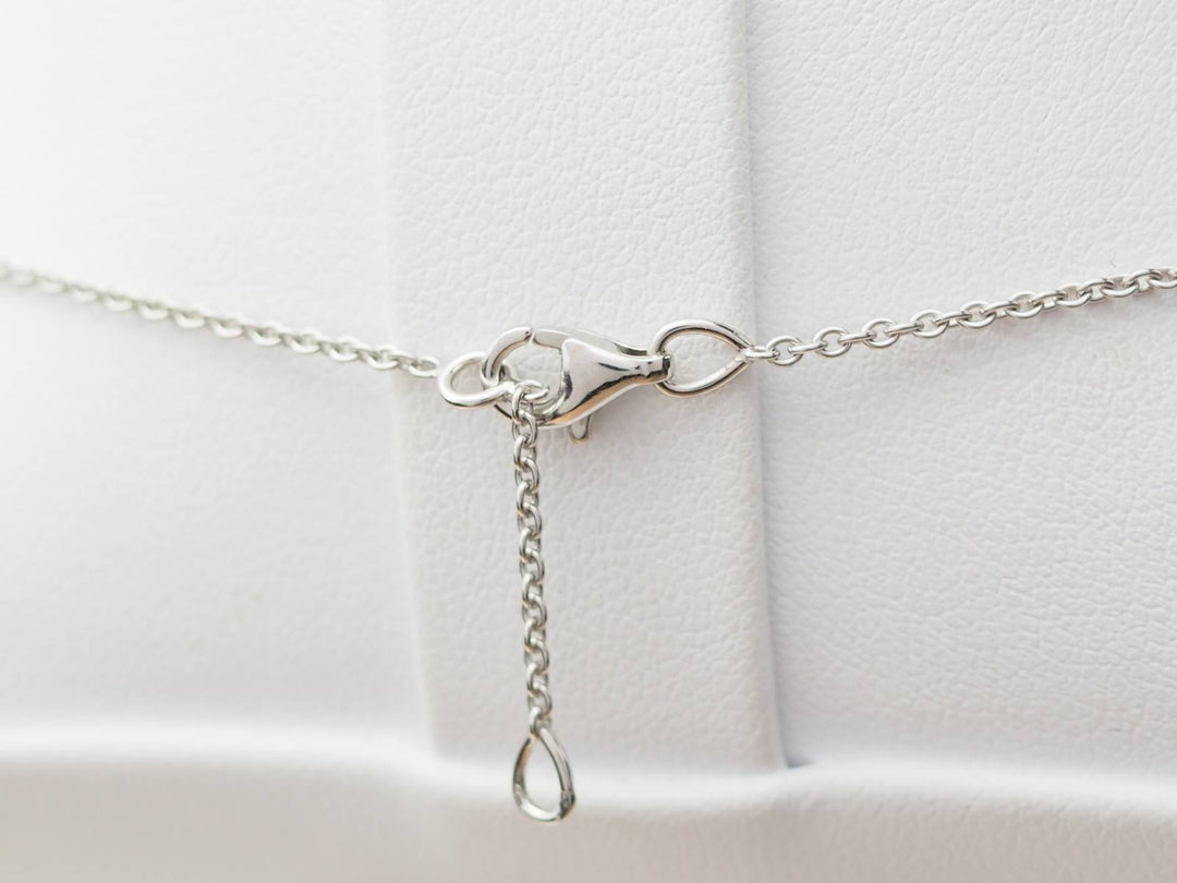 Collier solitaire en or blanc et diamant 0.70ct