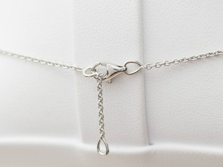 Collier solitaire en or blanc et diamant 0.70ct