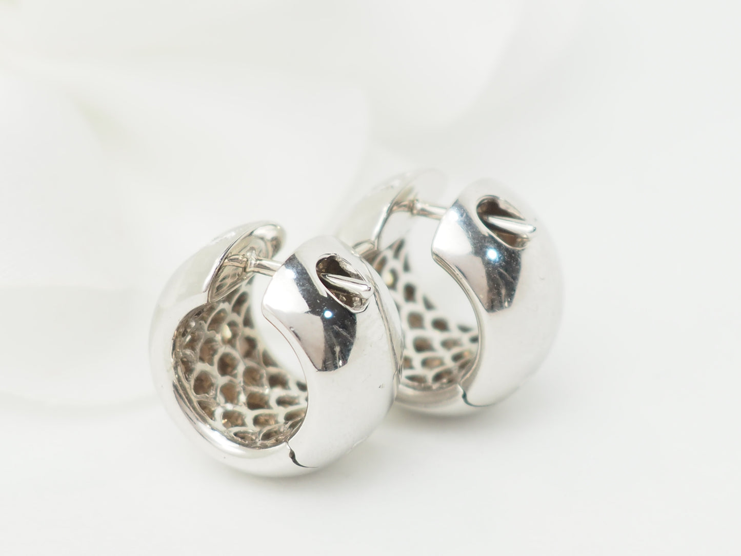 Boucles d'oreilles Créoles en or blanc et diamants