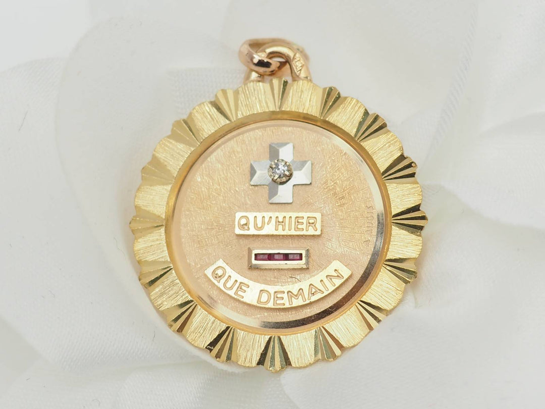 Pendentif Augis en or jaune