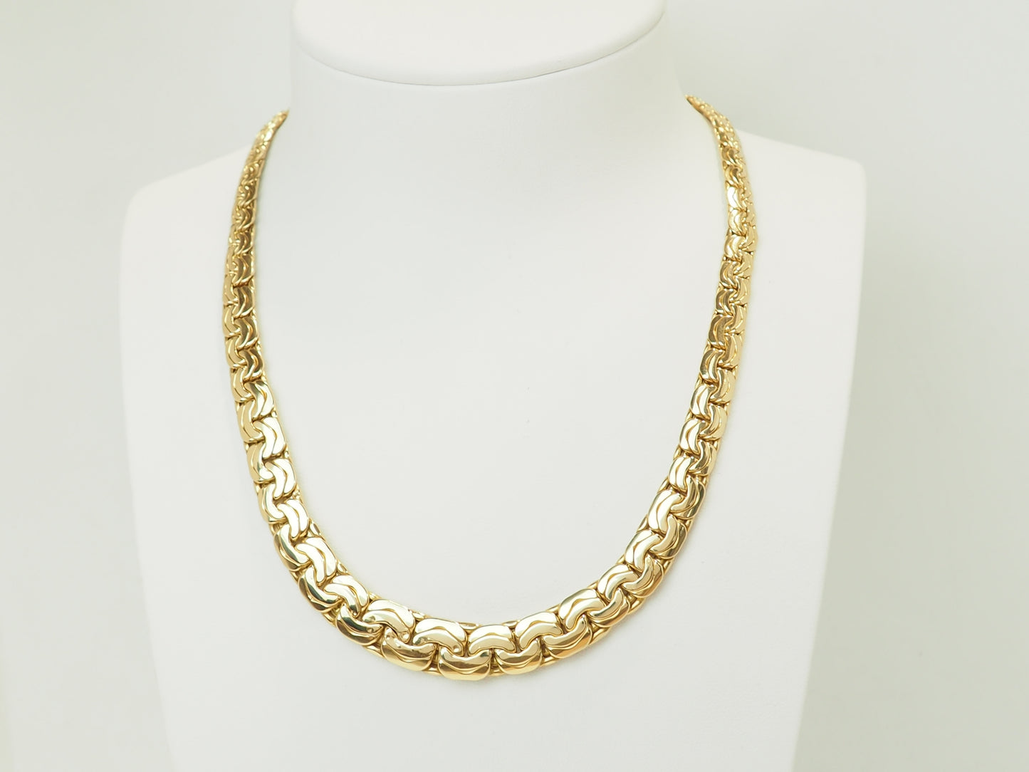 Collier en or jaune 18 carats à maille fantaisie