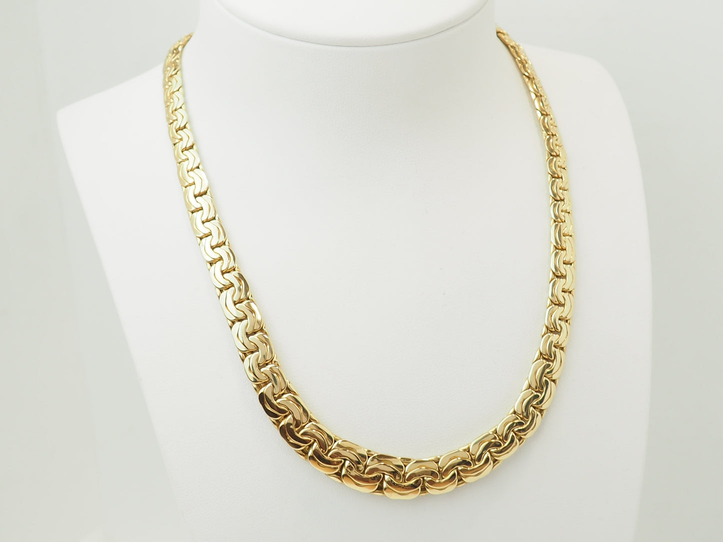 Collier en or jaune 18 carats à maille fantaisie