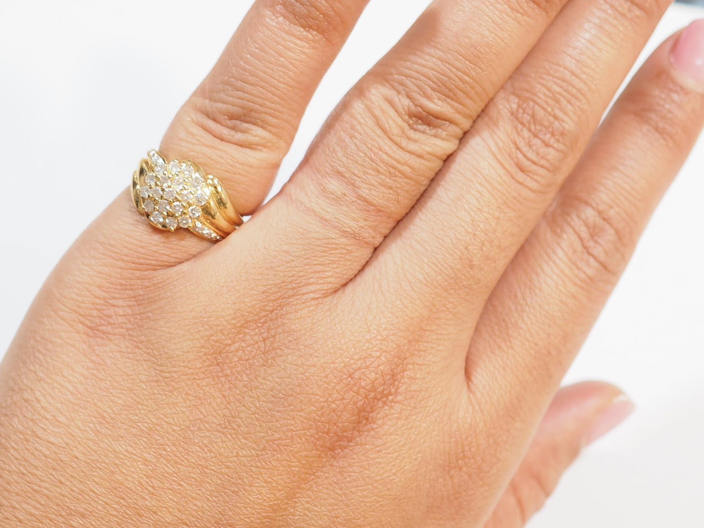 Bague en or jaune pavage de diamants