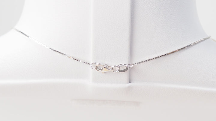 Collier en or blanc et diamants