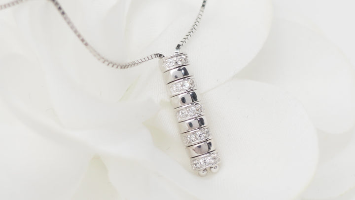 Collier en or blanc et diamants
