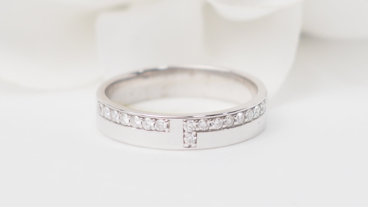 Bague en or blanc et diamants