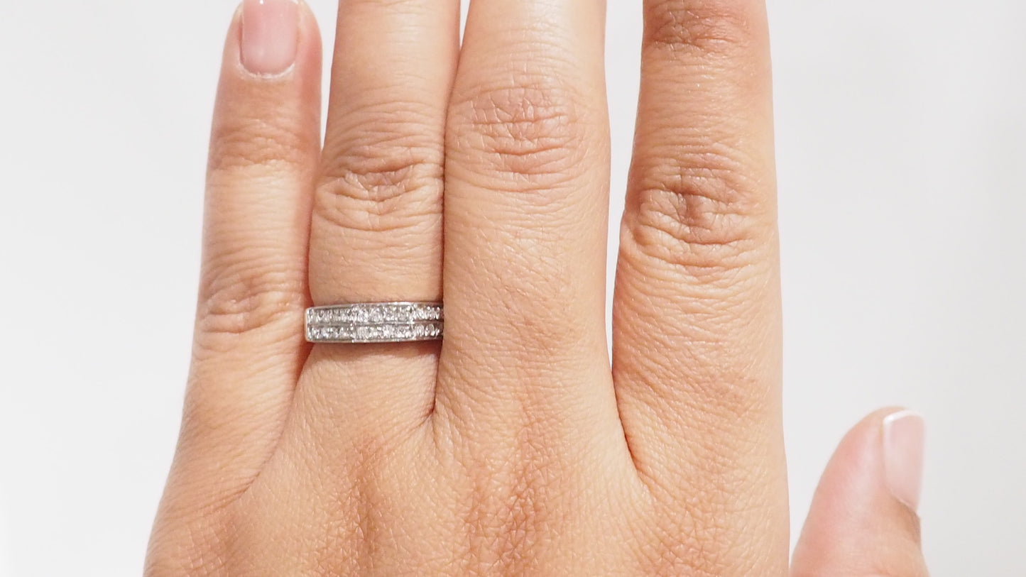 Bague en or blanc et diamants