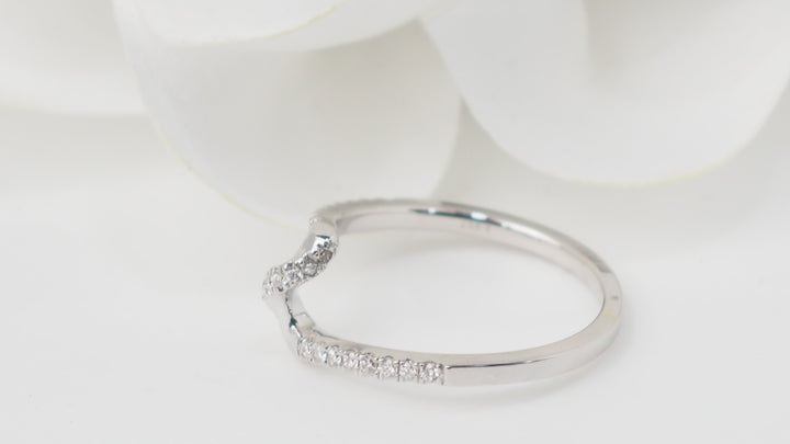 Bague Zig Zag en or blanc et diamants