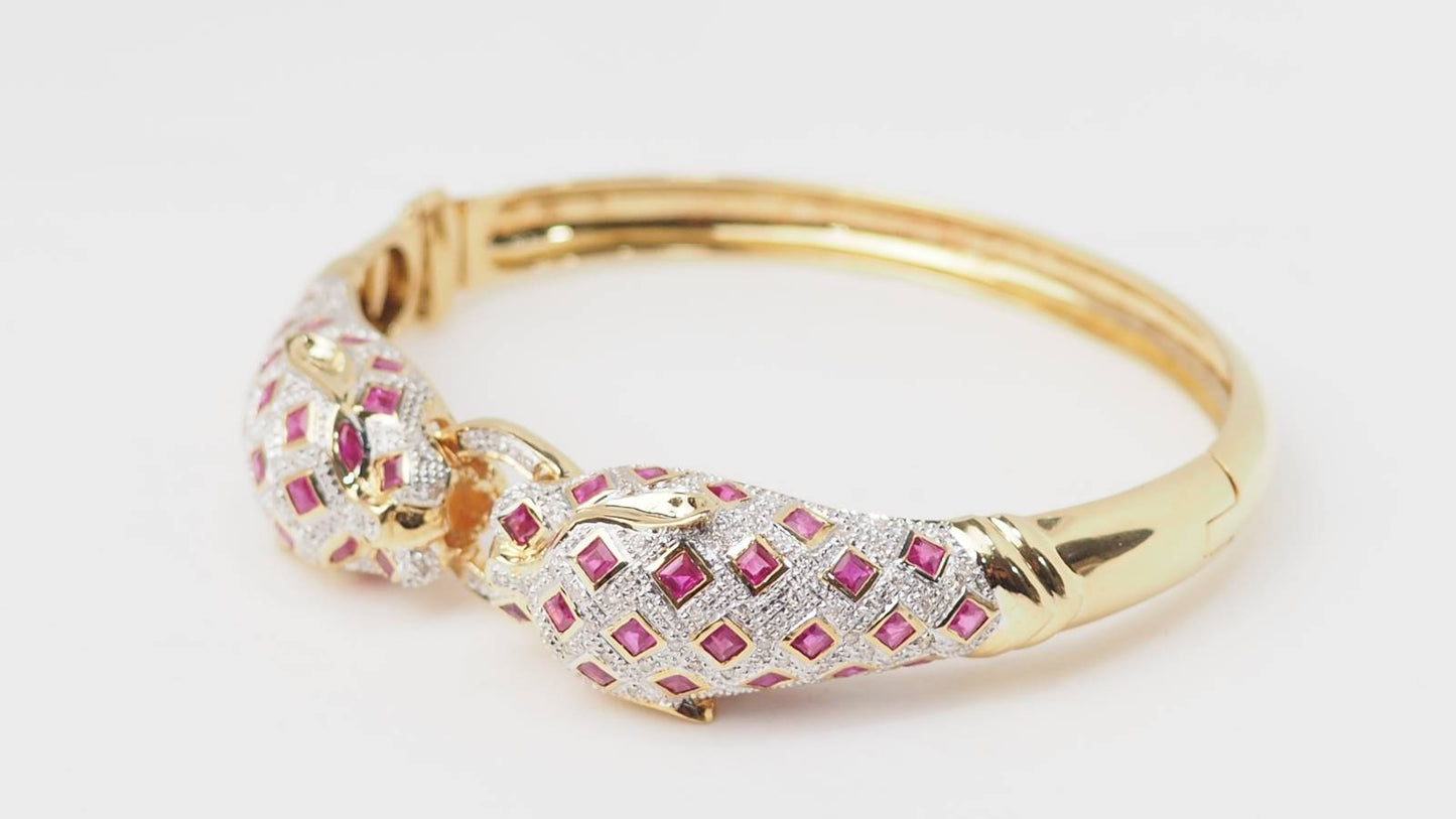 Bracelet Panthère en or jaune, rubis et diamants