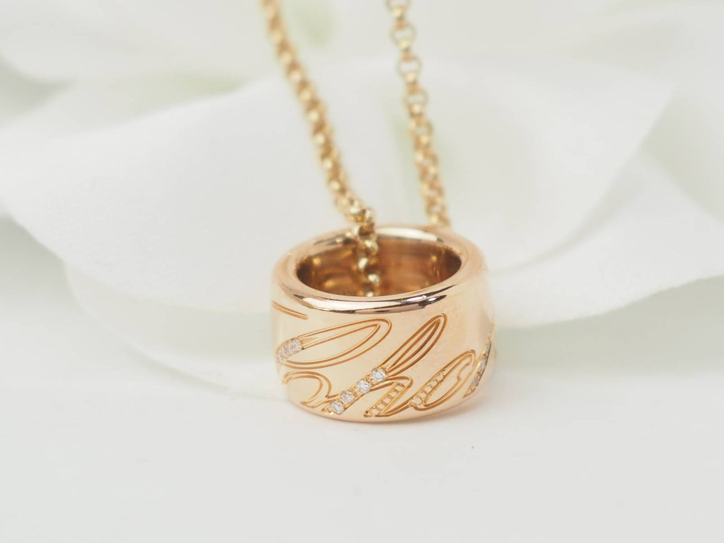 Collier Chopard en or rose et diamants