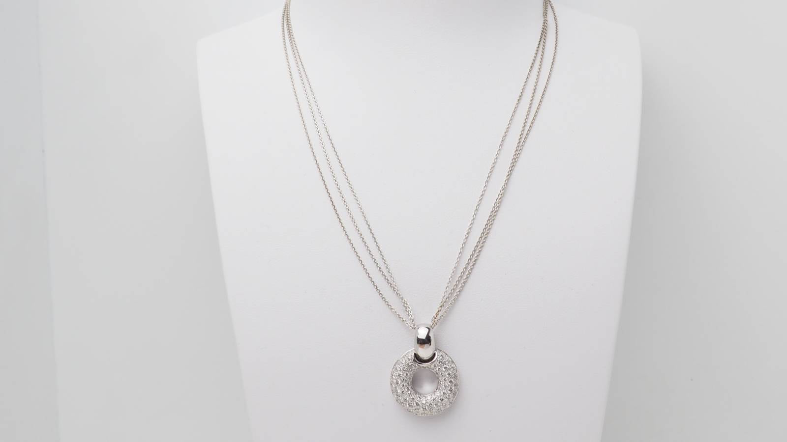 Collier en or blanc et diamants