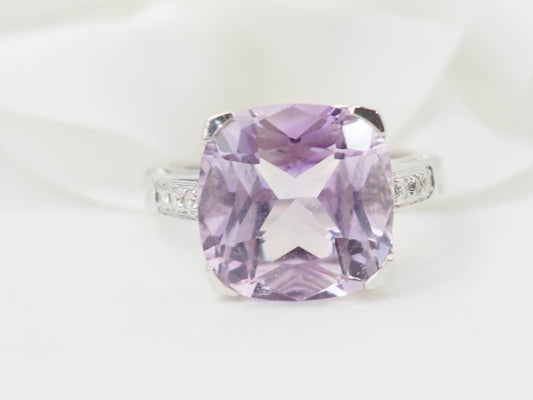 Bague Mauboussin "Gueule d'Amour" en or blanc et diamands