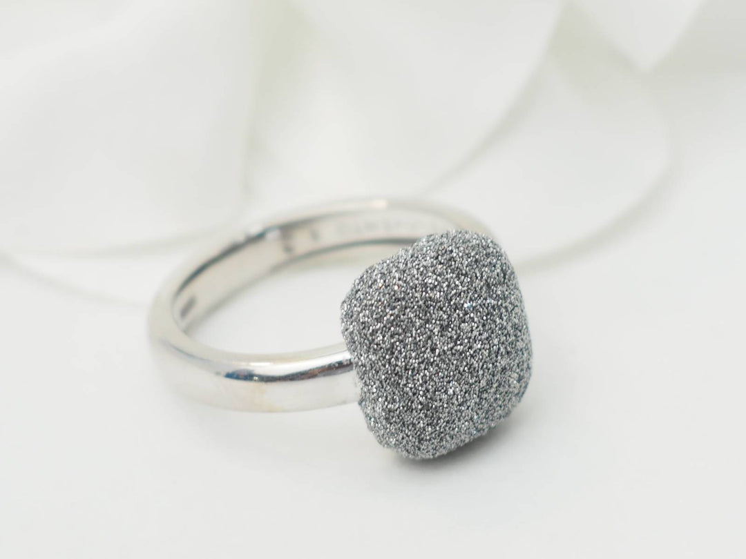 Bague Pesavento satinée en or blanc