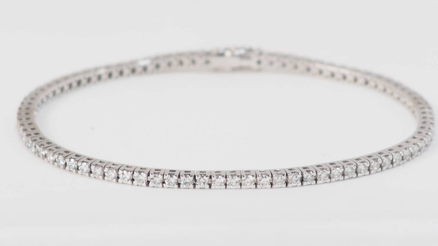 Bracelet rivière en or blanc et diamants 2,50cts