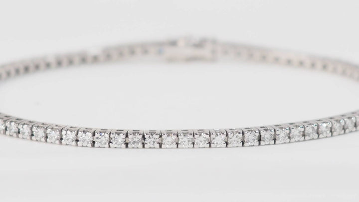 Bracelet rivière en or blanc et diamants 2,50cts