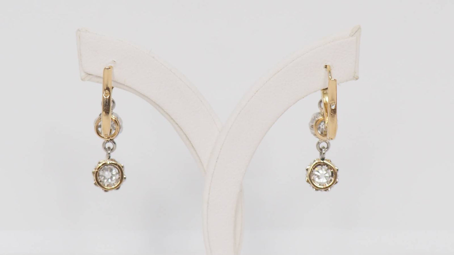 Boucles d'oreilles anciennes en or jaune et diamants