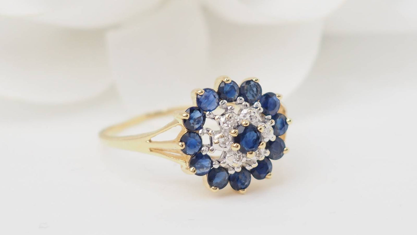 Bague marguerite saphirs et diamants