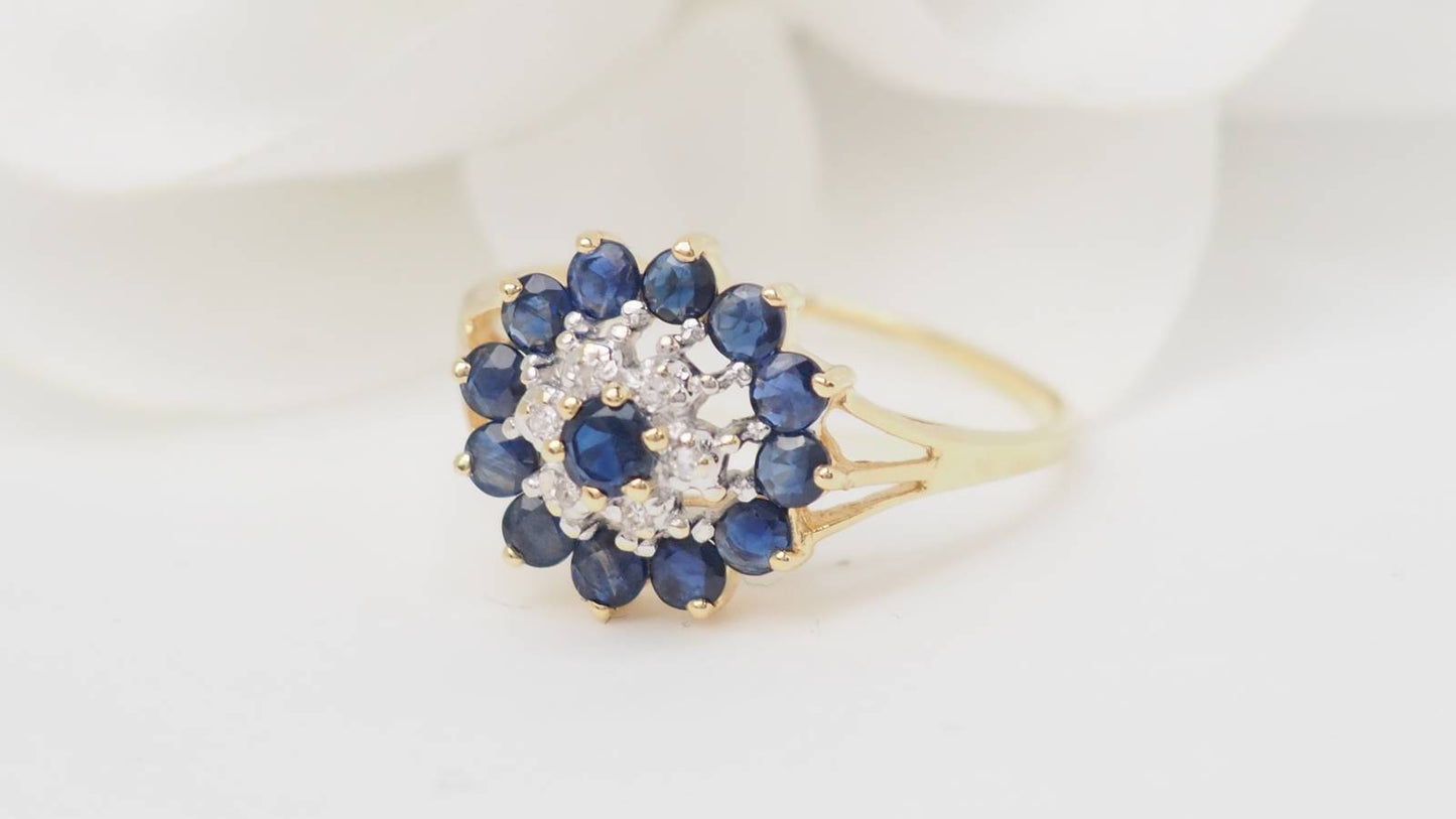 Bague marguerite saphirs et diamants