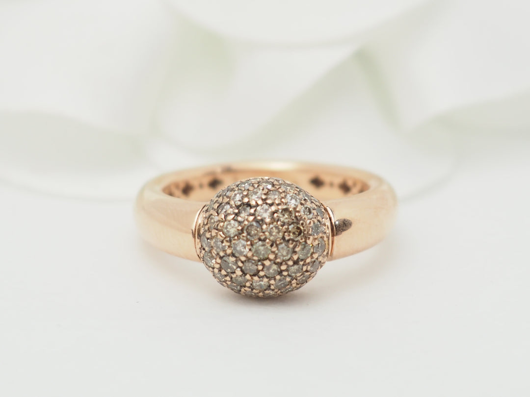 Bague boule en or rose et diamants cognac