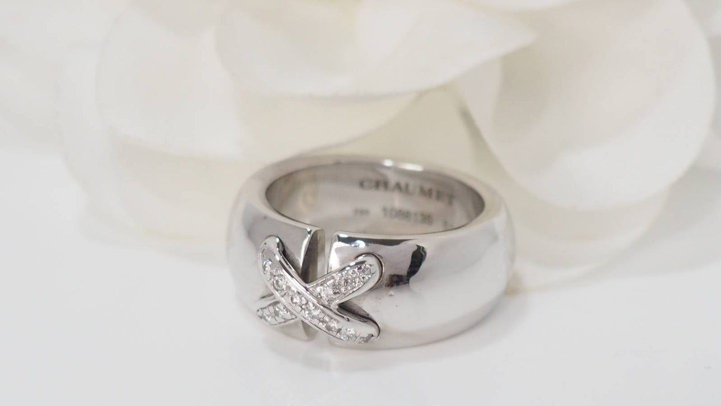 Bague Chaumet double Liens en or blanc et diamants