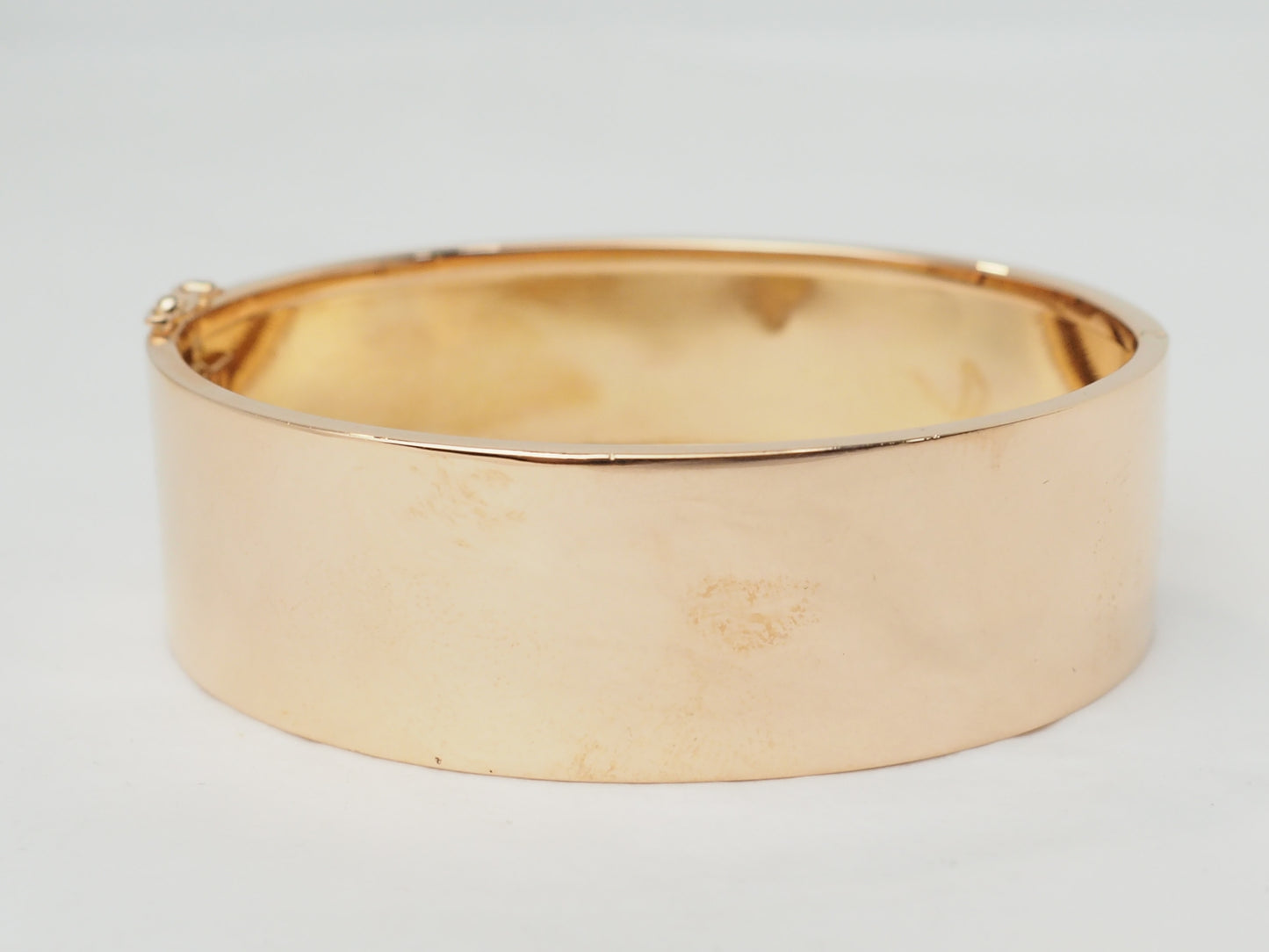 Bracelet ancien à décor floral en or rose