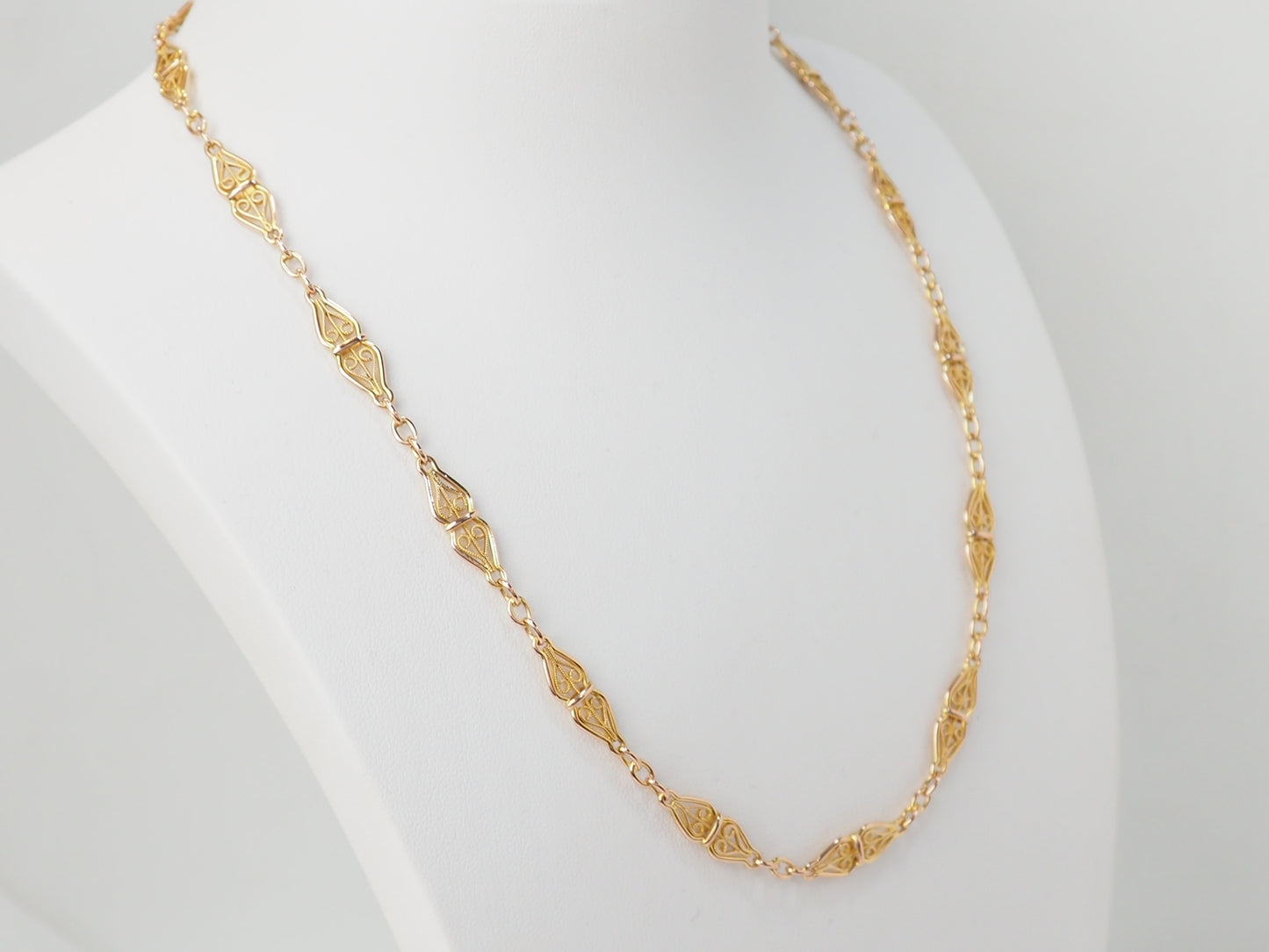 Collier maille filigrane en or jaune