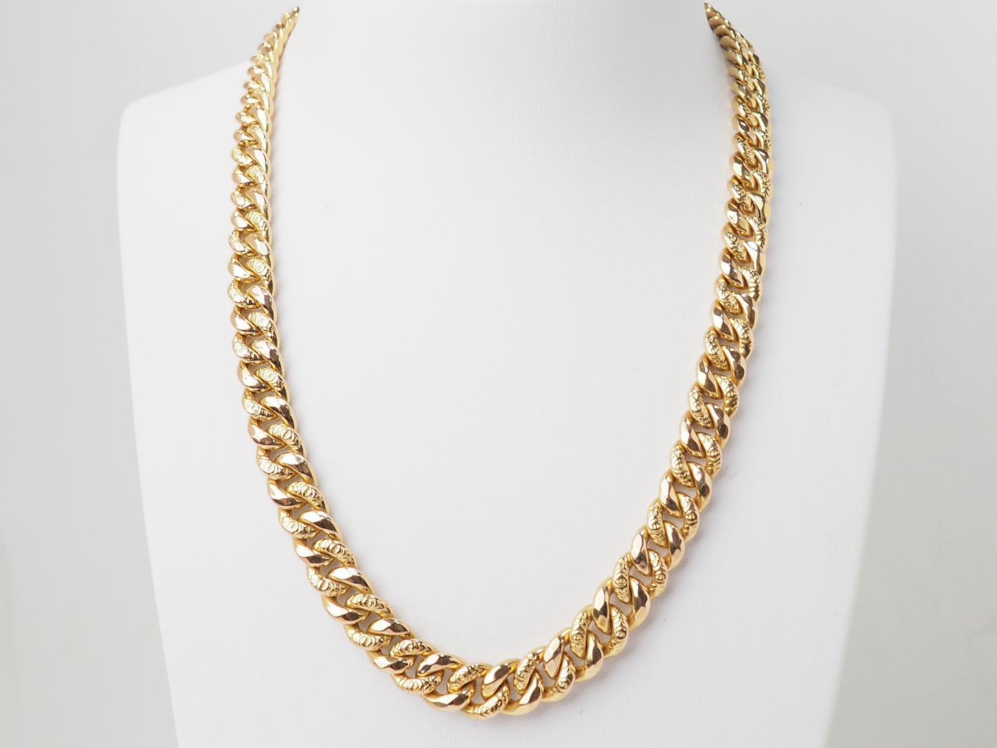 Collier maille gourmette en or jaune