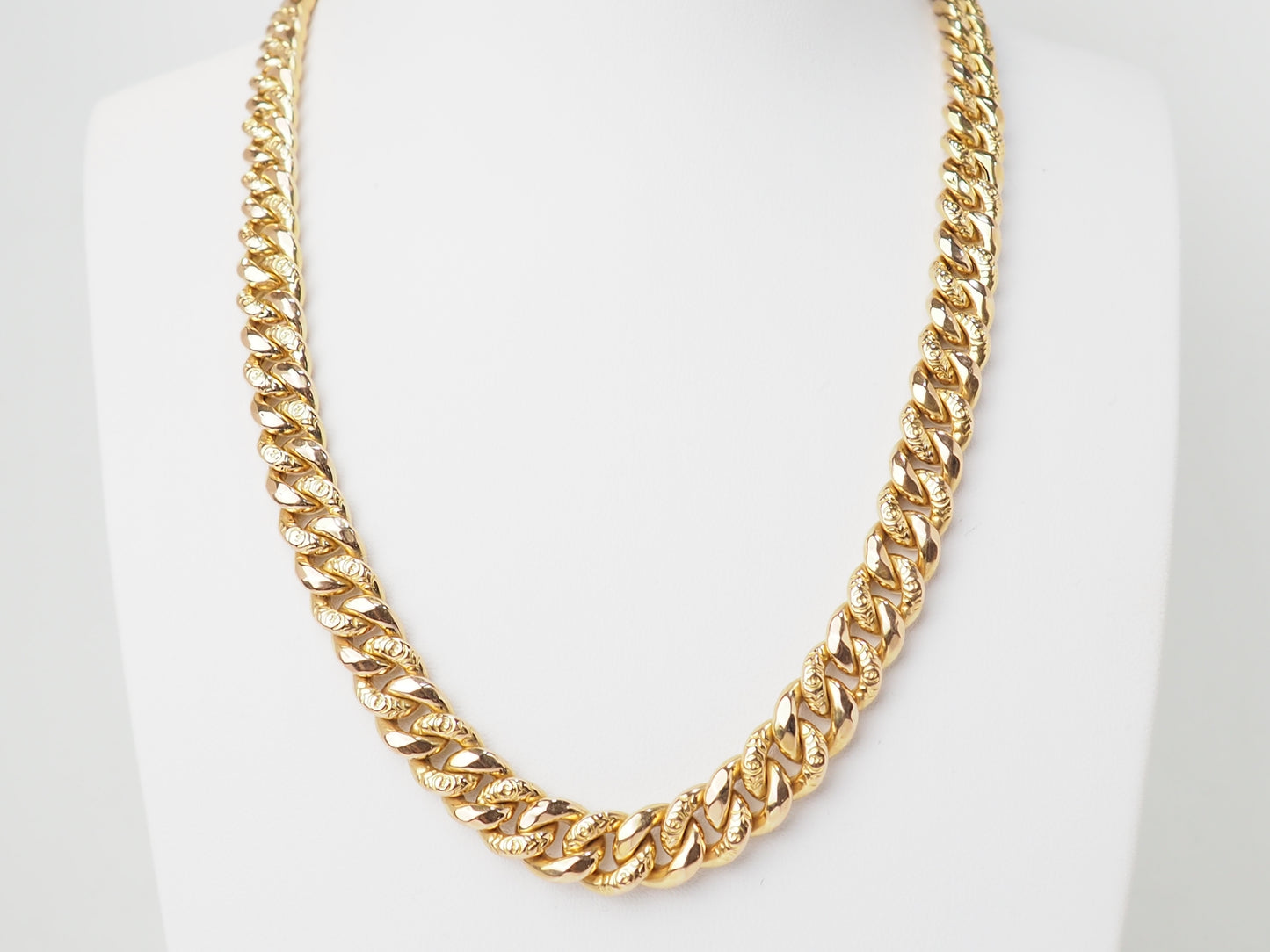 Collier maille gourmette en or jaune